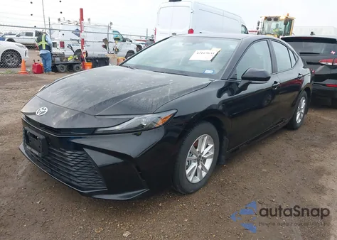 2025 Toyota Camry Le из США, поврежденный, VIN 4T1DAACK6SU561974